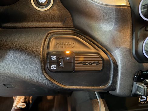 Used 2021 RAM 2500 Big Horn w/ Level 1 Equipment Group AWD/4WD image 32