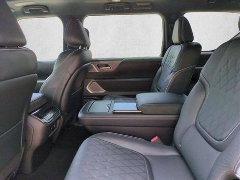 Used 2025 INFINITI QX80 Autograph AWD/4WD image 19