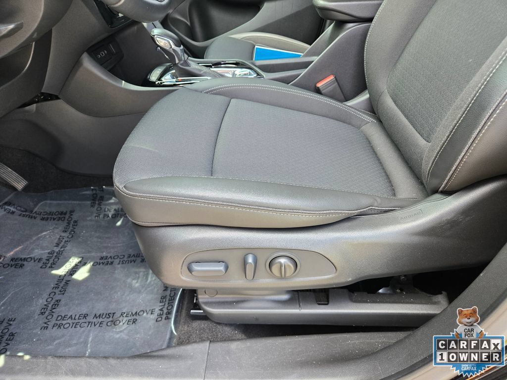 Used 2023 Buick Encore GX Select FWD image 21