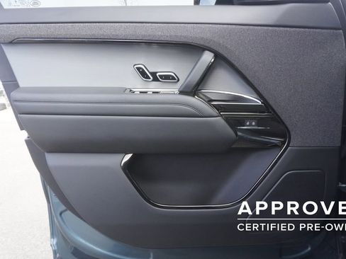 Used 2023 Land Rover Range Rover Sport SE Dynamic image 17