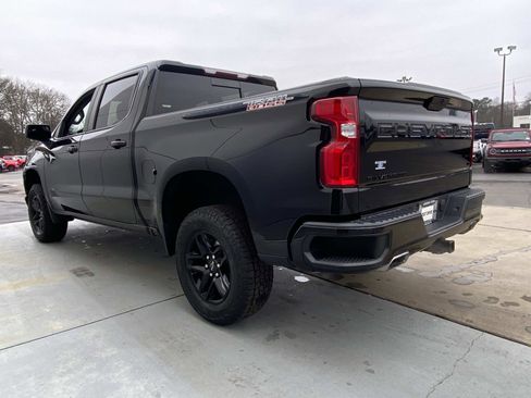 Used 2020 Chevrolet Silverado 1500 LT Trail Boss image 9