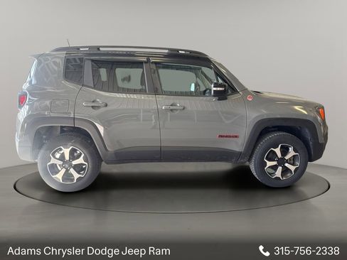 Used 2022 Jeep Renegade Trailhawk AWD/4WD image 5