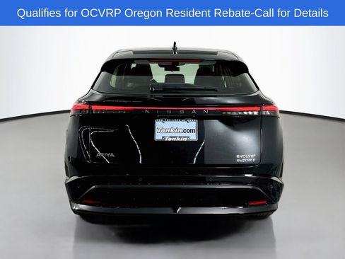 Used 2024 Nissan Ariya AWD image 6
