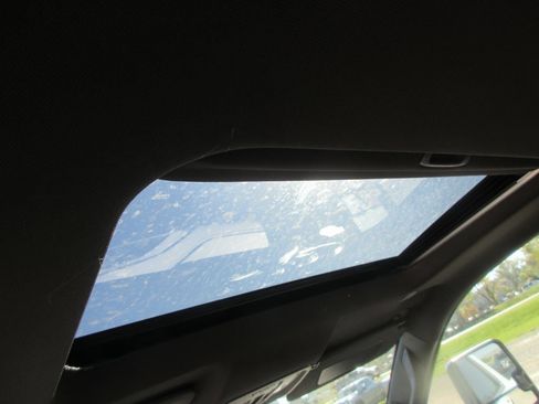 New 2026 GMC Sierra 2500 SLT w/ SLT Premium Package image 16