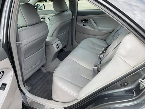 Used 2009 Toyota Camry Hybrid FWD image 26