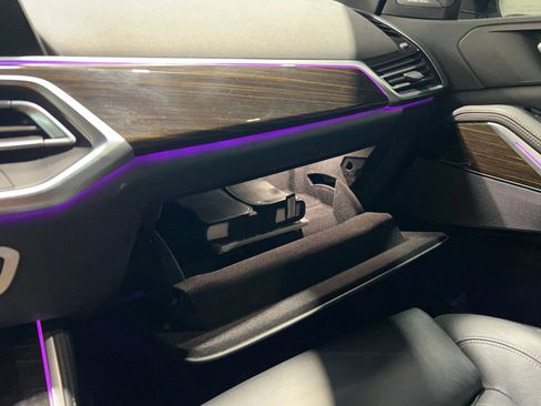 Used 2019 BMW X5 xDrive40i w/ Premium Package image 40