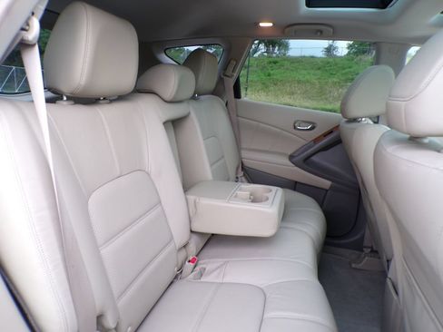 Used 2013 Nissan Murano LE w/ Platinum Pkg AWD/4WD image 18