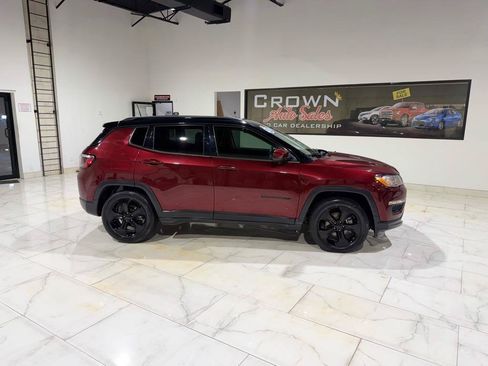 Used 2021 Jeep Compass Latitude w/ Sun and Sound Group FWD image 5