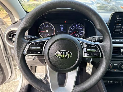 Used 2021 Kia Forte LXS FWD image 39