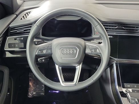 Used 2025 Audi Q8 Premium Plus w/ Premium Plus Package image 12