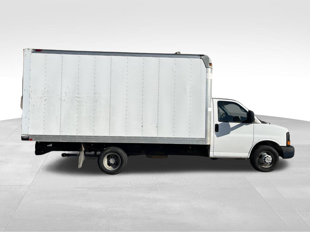 Used 2014 Chevrolet Express 3500 Extended RWD image 6