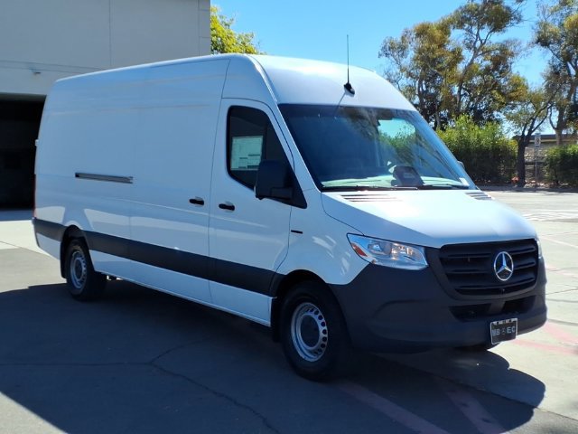 New 2025 Mercedes-Benz eSprinter 170 Cargo image 18