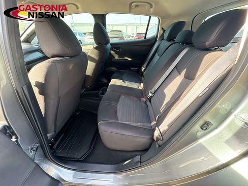 Used 2023 Nissan Leaf S image 30