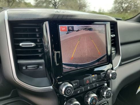New 2026 RAM 1500 4x4 Crew Cab image 22