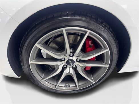 Used 2025 Genesis G70 2.5T image 87