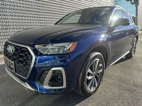 Certified 2025 Audi Q5 2.0T Premium Plus image 1