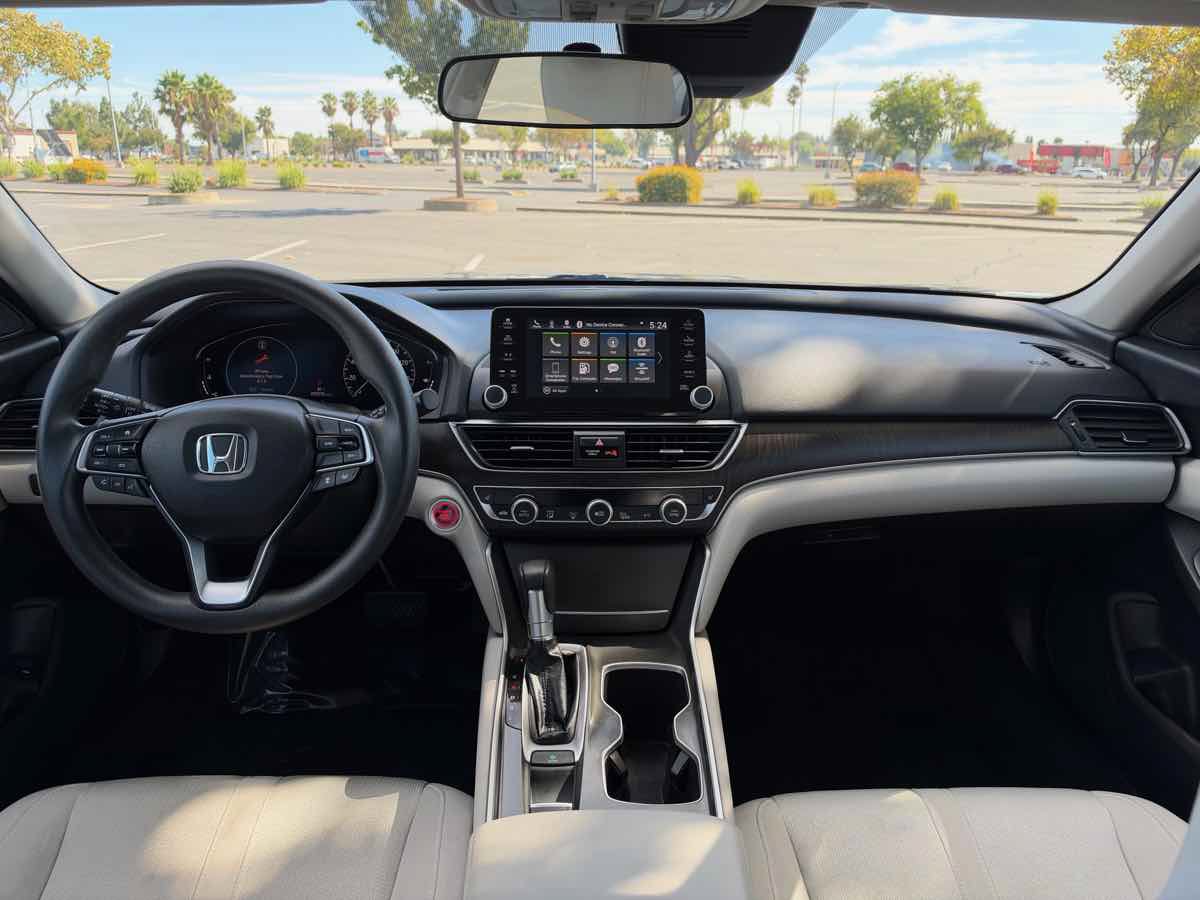 Used 2018 Honda Accord EX image 14