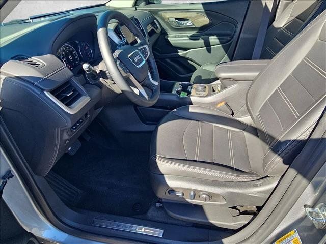 Used 2023 GMC Terrain Denali AWD/4WD image 17