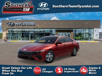 New 2026 Hyundai Elantra SE 360° Tour