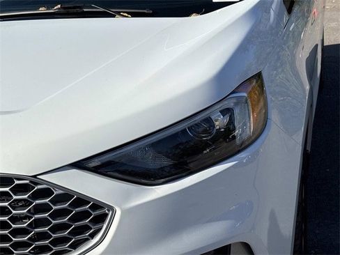 Certified 2024 Ford Edge SEL image 10