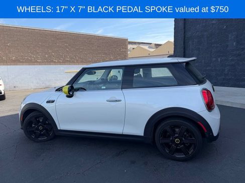 Used 2024 MINI Cooper SE FWD image 2