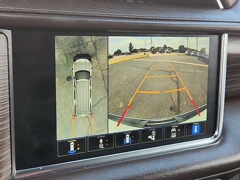 Certified 2022 GMC Yukon XL Denali AWD/4WD image 16
