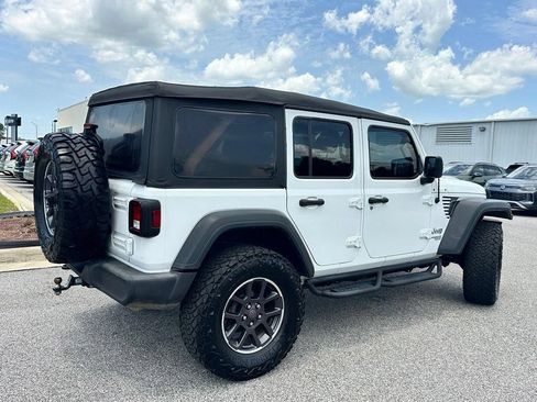 Used 2018 Jeep Wrangler Unlimited Sport S AWD/4WD image 27