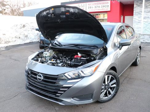 Used 2024 Nissan Versa SV image 42