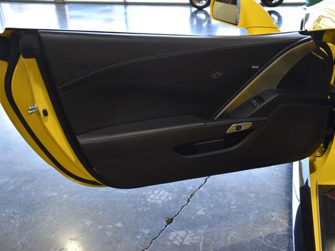 Used 2017 Chevrolet Corvette Grand Sport w/ Z07 Performance Package RWD image 23