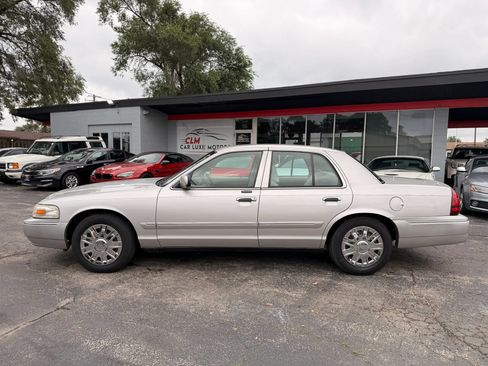 Used 2008 Mercury Grand Marquis GS RWD image 7