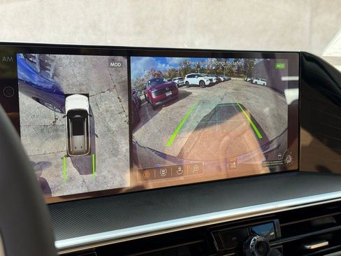 New 2026 INFINITI QX80 Luxe image 10