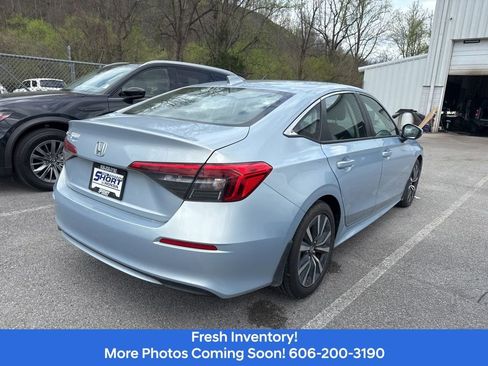 Used 2023 Honda Civic EX image 6