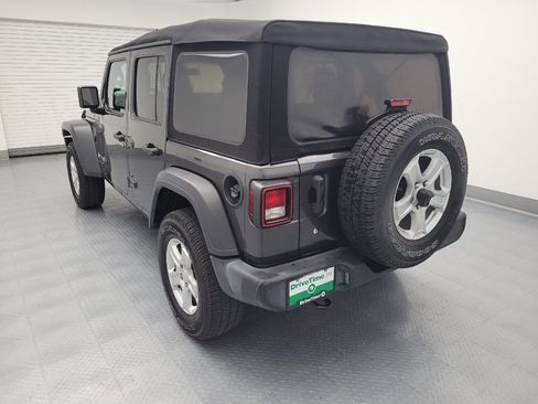 Used 2019 Jeep Wrangler Unlimited Sport S AWD/4WD image 5
