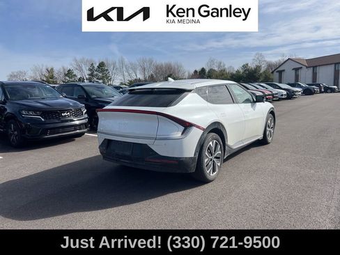 Certified 2022 Kia EV6 Wind w/ Wind Technology Package image 5