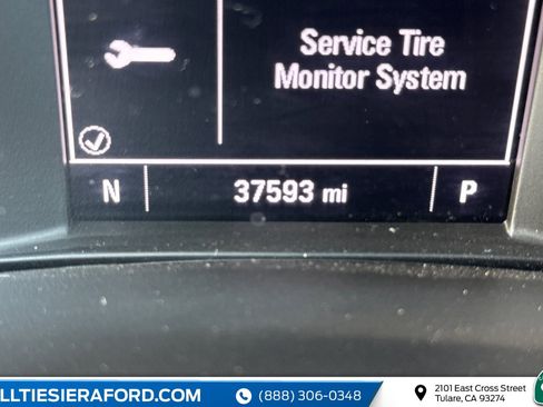 Used 2019 Chevrolet Equinox LS w/ LS Convenience Package image 11