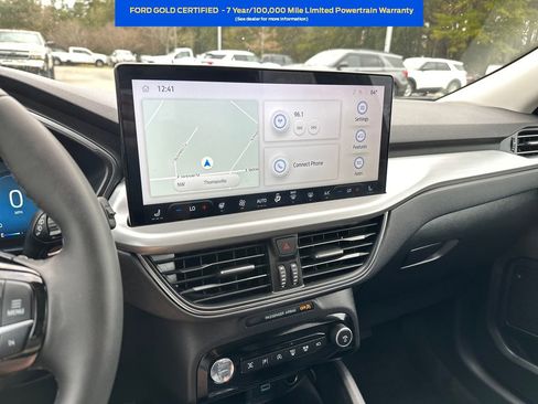 Certified 2023 Ford Escape Platinum image 16