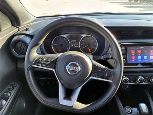 Used 2019 Nissan Kicks S w/ Exterior Electronics Package image 18