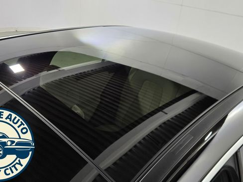 Used 2022 Mercedes-Benz A 220 w/ Premium Package image 10