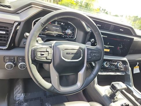 Certified 2023 GMC Sierra 1500 Denali w/ Denali Reserve Package AWD/4WD image 17