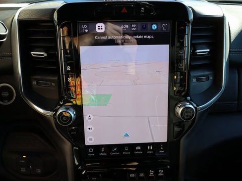 Used 2025 RAM 2500 Laramie image 27