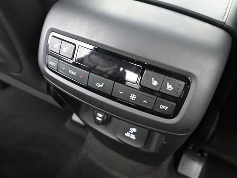 Used 2023 Hyundai Palisade Calligraphy w/ Cargo Package image 32