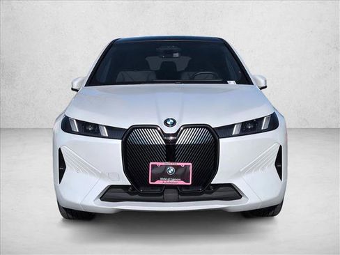 Used 2026 BMW iX xDrive60 image 2