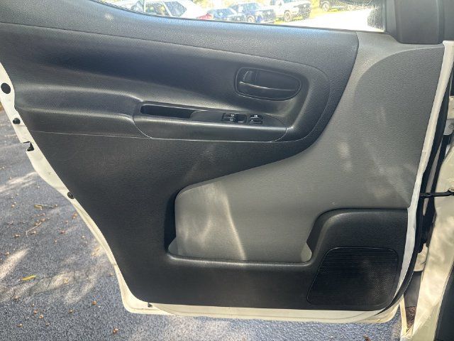 Used 2020 Nissan NV200 S FWD image 25