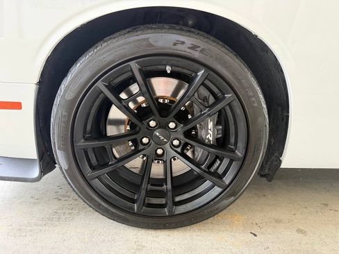 Used 2023 Dodge Challenger SRT Hellcat RWD image 17