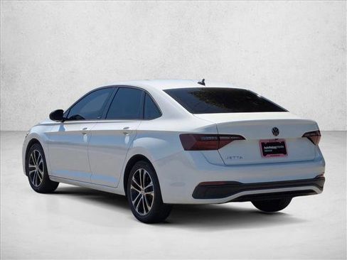 Used 2024 Volkswagen Jetta Sport FWD image 8