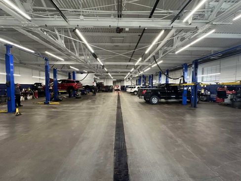 Used 2021 Ford F150 Lariat image 10