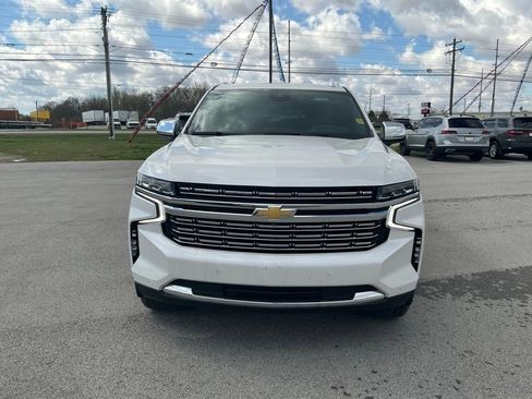 Used 2024 Chevrolet Suburban Premier w/ Advanced Technology Package AWD/4WD image 8