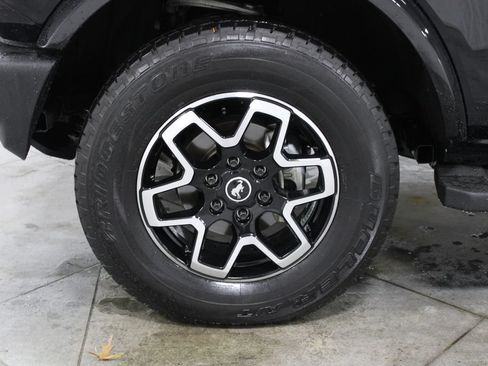 Used 2024 Ford Bronco Outer Banks AWD/4WD image 19