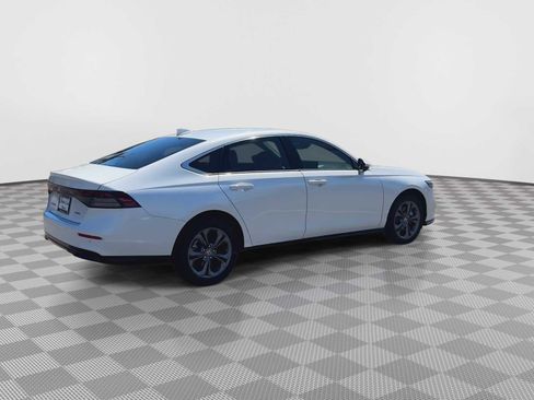 New 2026 Honda Accord EX-L image 8
