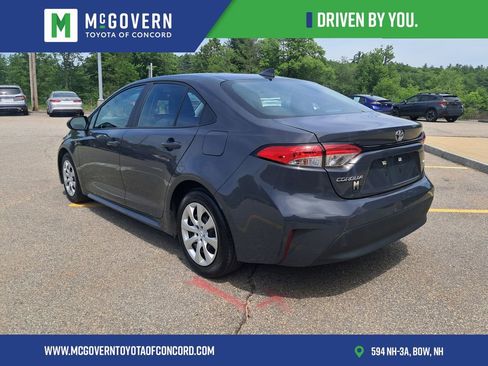 Used 2023 Toyota Corolla LE FWD image 3